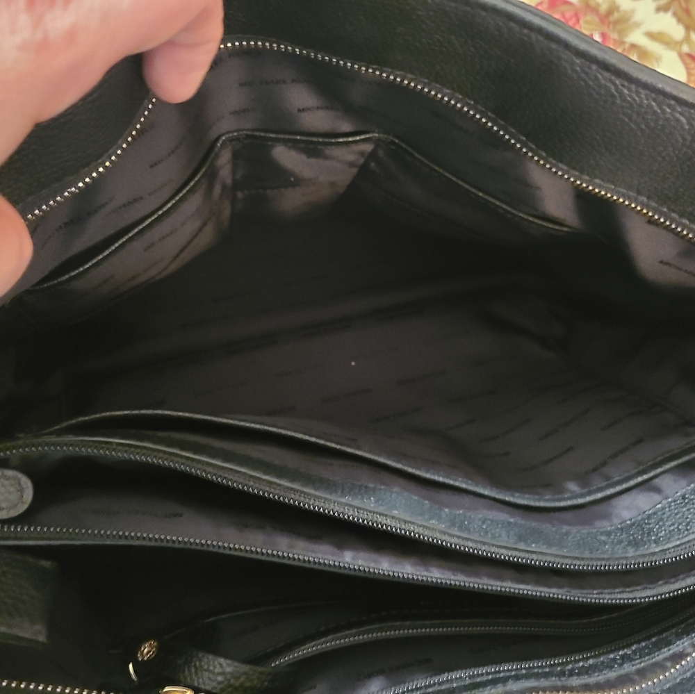 Michael Kors Tech-Friendly Bag - image 4